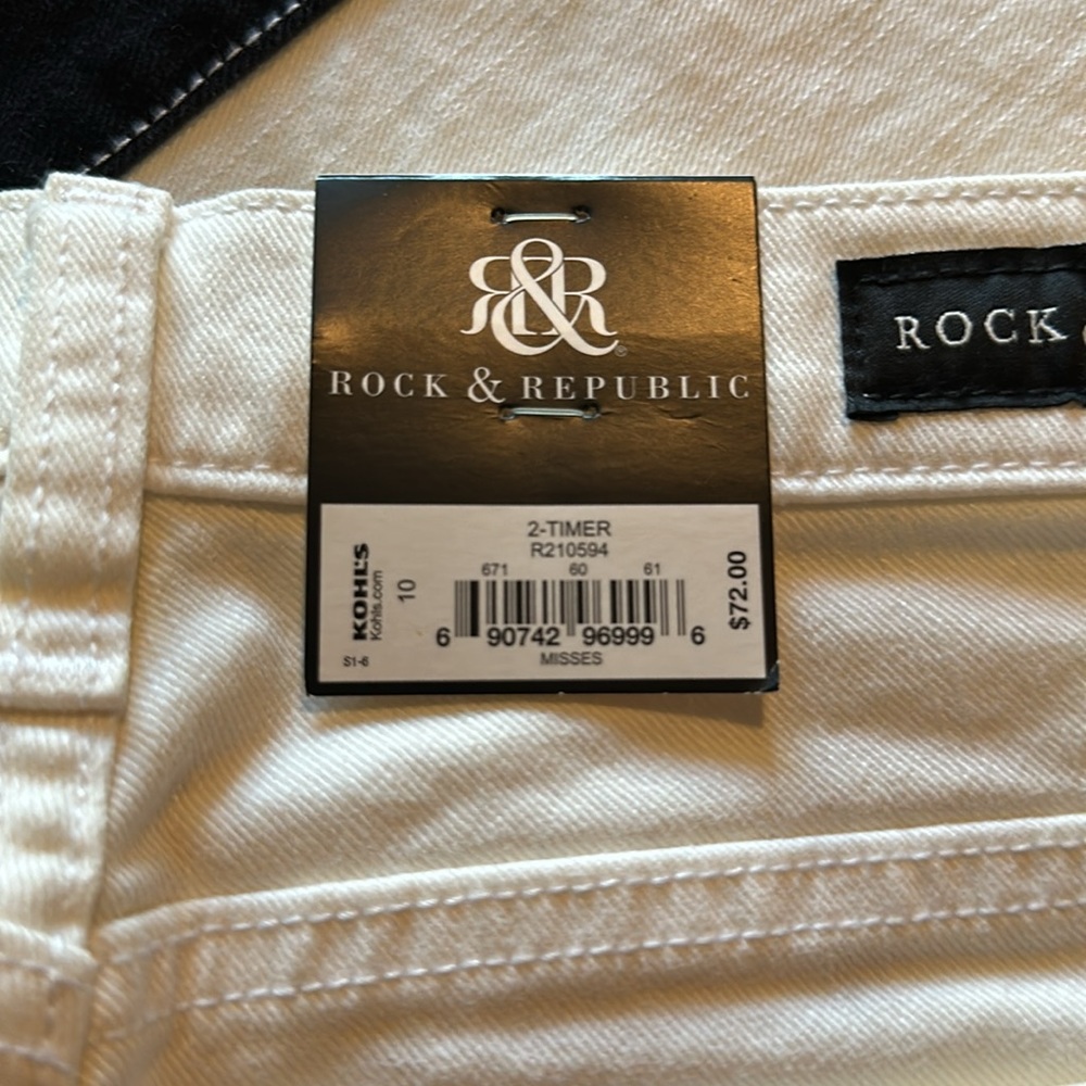 White Pant with Black Stripes down sides of legs - Picture 5 of 6